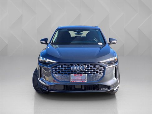 New 2025 Audi Q5 Premium Plus image 2