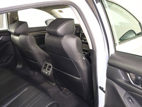 Certified 2022 Honda Accord Touring image 47