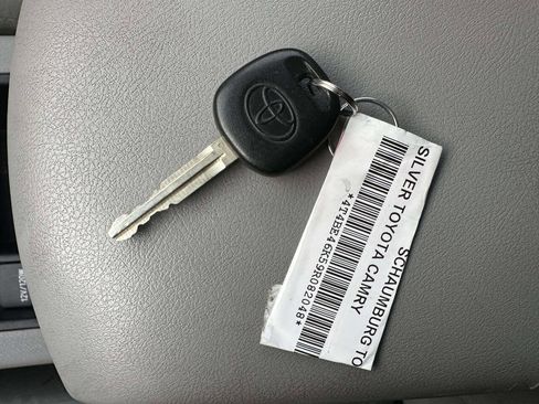 Used 2009 Toyota Camry image 35