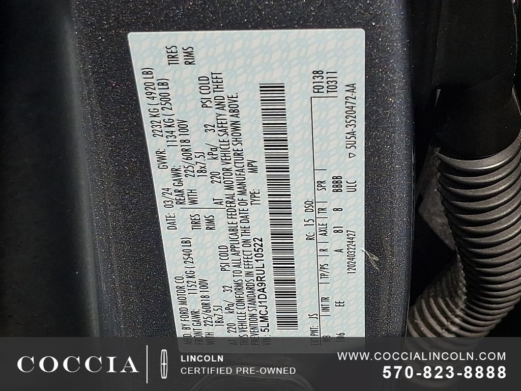 Certified 2024 Lincoln Corsair AWD image 26