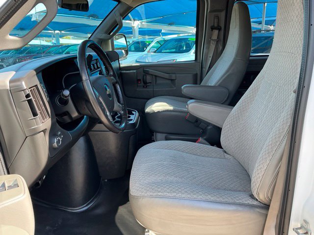 Used 2019 Chevrolet Express 2500 LS w/ Driver Convenience Package RWD image 10