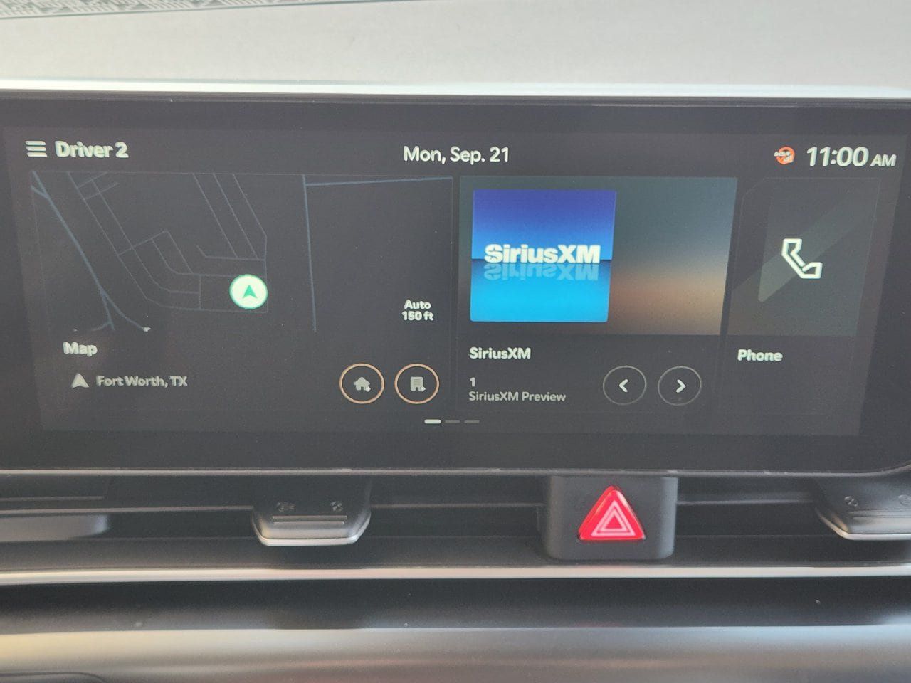 Used 2025 Kia Carnival FWD image 16