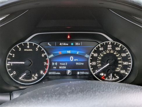 Used 2017 Nissan Murano SV w/ Premium Plus Package image 13