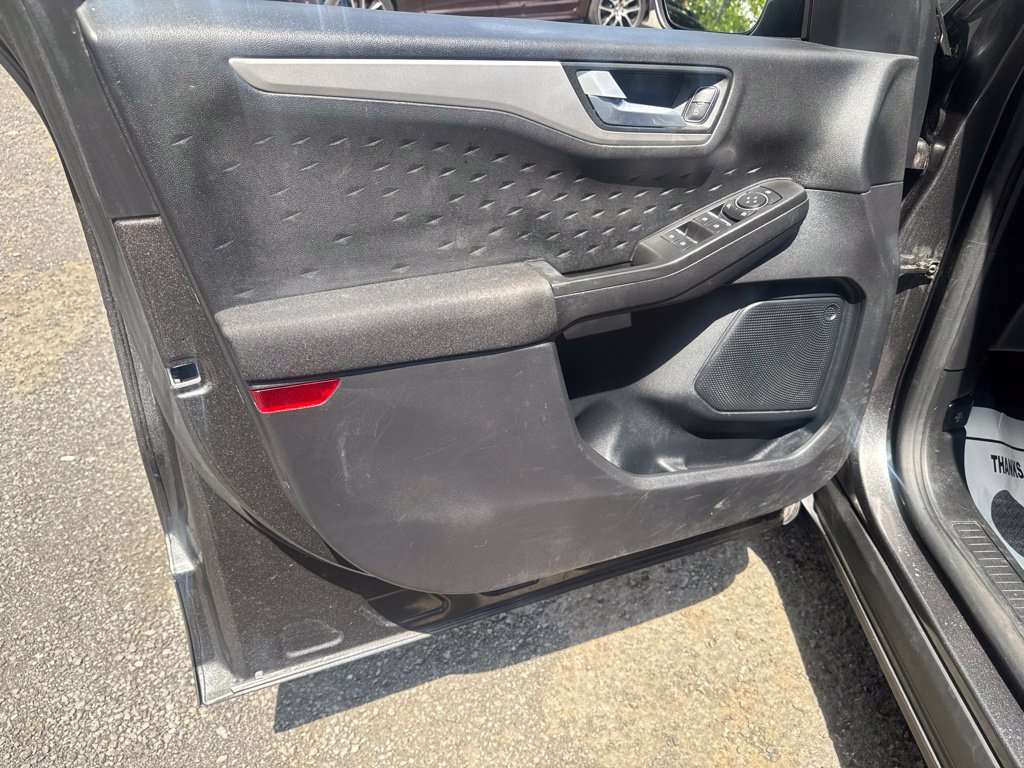 Used 2020 Ford Escape SE AWD/4WD image 28