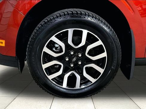 Certified 2023 Ford Maverick Lariat w/ Lariat Luxury Package AWD/4WD image 13