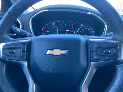 Used 2025 Chevrolet Blazer LT image 18