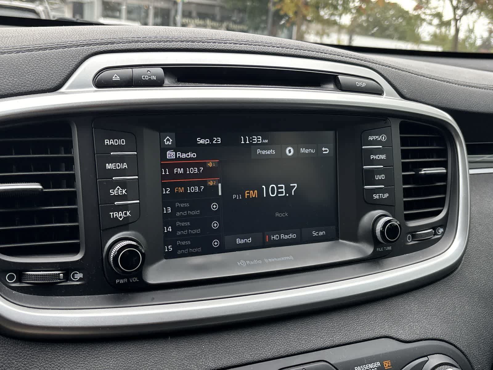 Used 2018 Kia Sorento LX w/ LX V6 Convenience Package AWD/4WD image 14