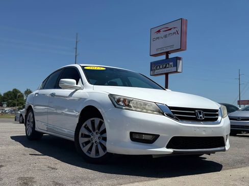 Used 2015 Honda Accord Touring image 41