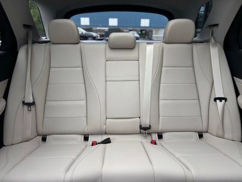 Used 2025 Mercedes-Benz GLE 450 4MATIC image 51