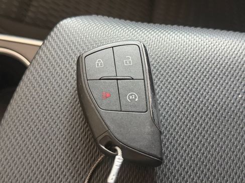 Used 2025 Chevrolet Equinox LT AWD/4WD image 21