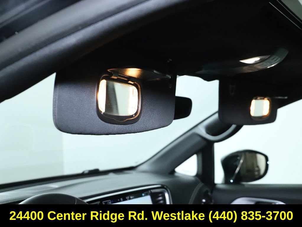 Used 2025 Chrysler Pacifica Limited FWD image 20