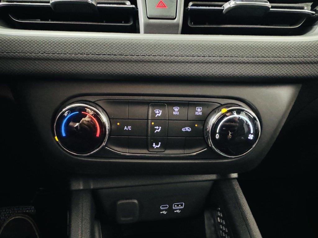 Used 2026 Chevrolet TrailBlazer LS w/ LS Convenience Package FWD image 16