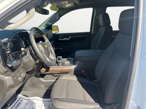New 2026 Chevrolet Silverado 1500 LT image 9