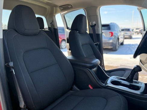 Used 2020 Chevrolet Colorado LT AWD/4WD image 18