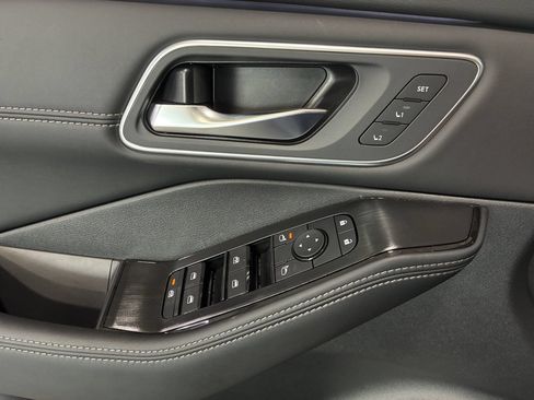 New 2026 Nissan Rogue Platinum AWD/4WD image 27
