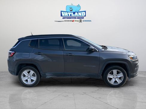 Certified 2022 Jeep Compass Latitude w/ Convenience Group image 6