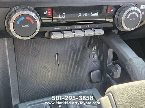 Used 2025 Toyota Tacoma TRD Off-Road AWD/4WD image 18