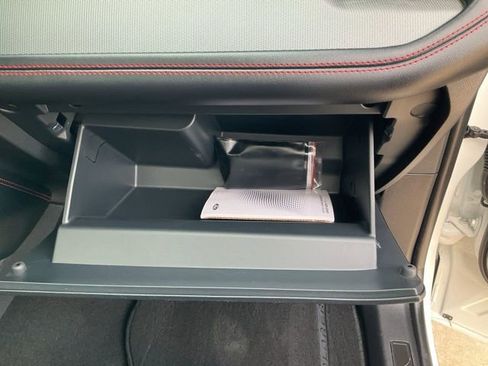 Used 2025 Ford Explorer ST image 33