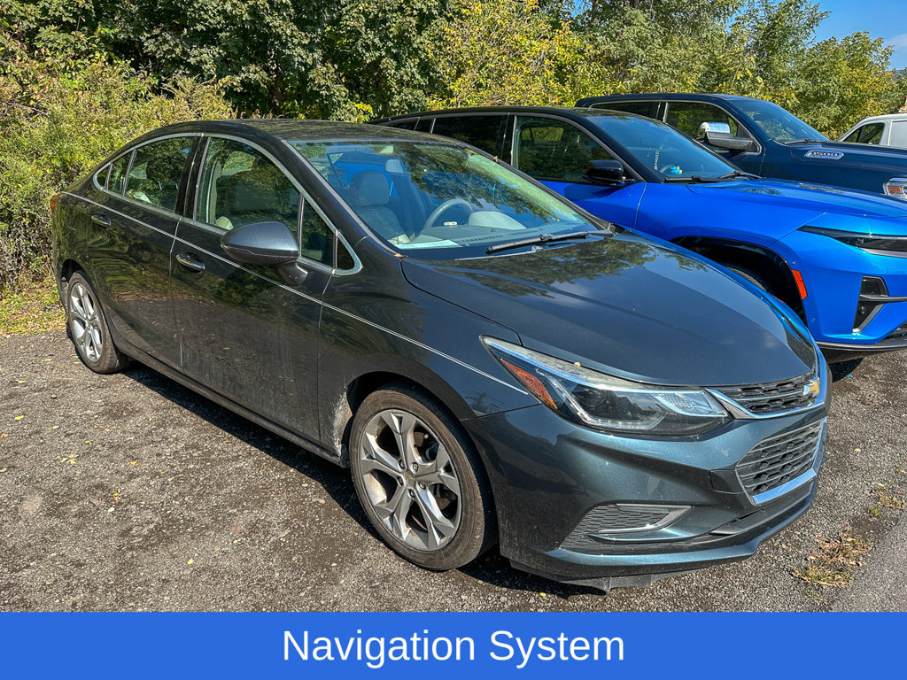 Used 2017 Chevrolet Cruze Premier FWD image 2