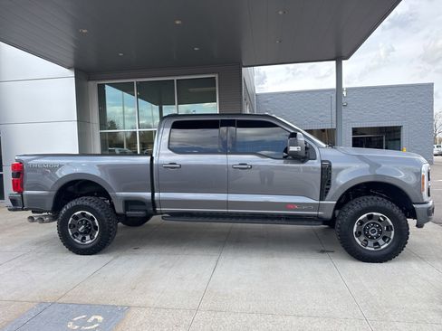 Certified 2024 Ford F250 Lariat w/ Lariat Ultimate Package image 9