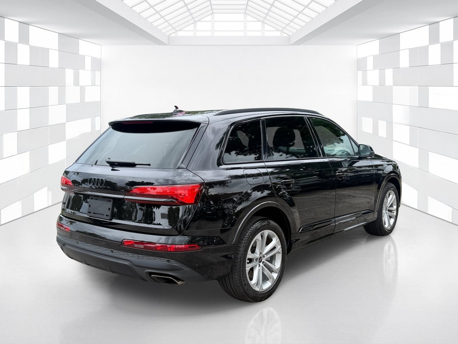 Used 2025 Audi Q7 2.0T Premium Plus w/ Premium Plus Package AWD/4WD image 7