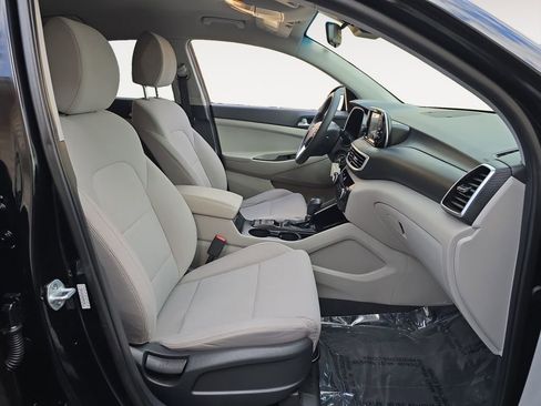 Used 2019 Hyundai Tucson SE w/ Cargo Package image 15
