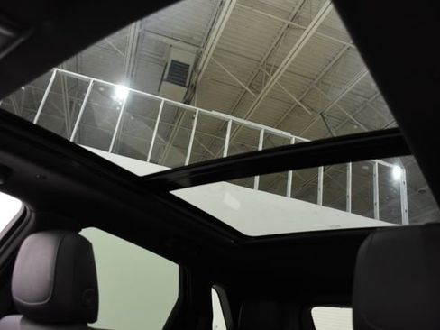 Used 2024 Cadillac XT5 Premium Luxury image 27