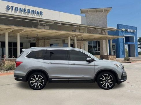 Used 2020 Honda Pilot Elite image 4