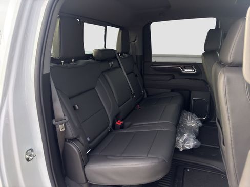 New 2026 GMC Sierra 2500 SLT w/ SLT Convenience Package AWD/4WD image 19