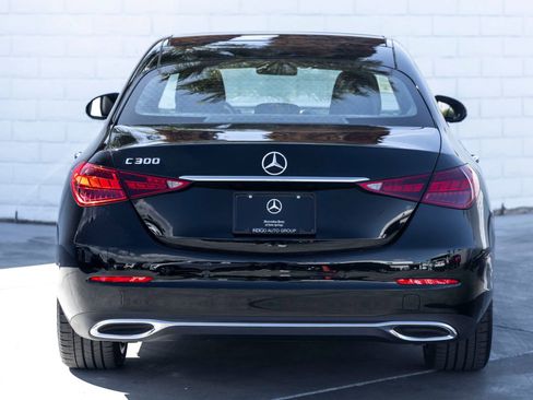 Used 2025 Mercedes-Benz C 300 Sedan image 9