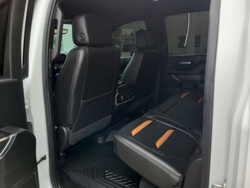 Used 2020 GMC Sierra 1500 AT4 w/ AT4 Premium Package AWD/4WD image 13