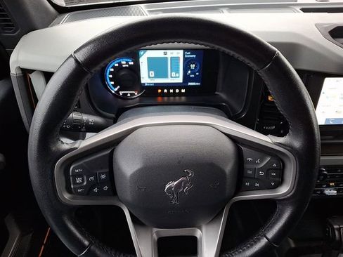 Used 2022 Ford Bronco Badlands image 19