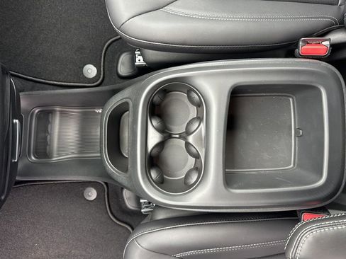 New 2026 Chrysler Pacifica Select image 25