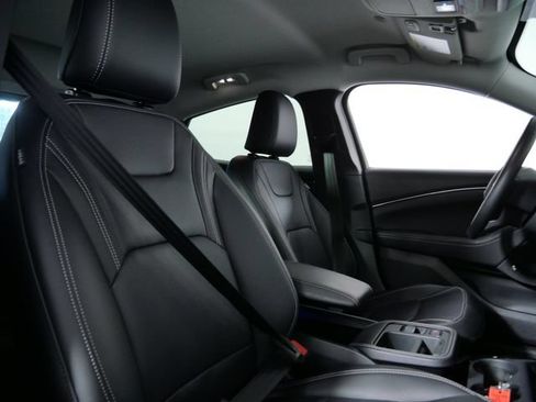 Certified 2025 Ford Mustang Mach-E Premium AWD/4WD image 8