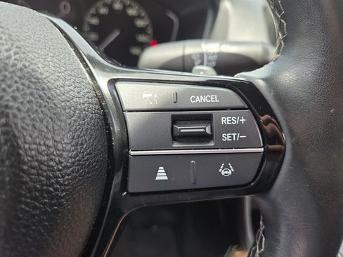 Used 2025 Honda Civic Sport image 22