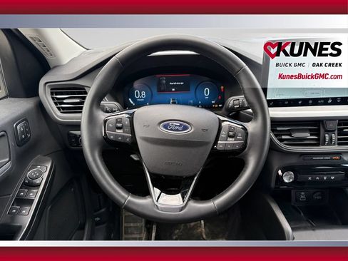 Used 2025 Ford Escape Platinum AWD/4WD image 15