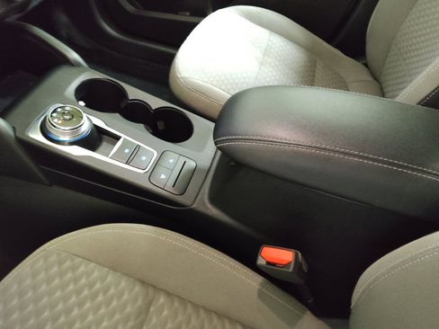 Used 2020 Ford Escape SE FWD image 26