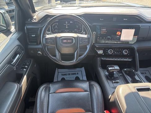 Used 2022 GMC Sierra 1500 AT4 w/ AT4 Premium Package AWD/4WD image 22