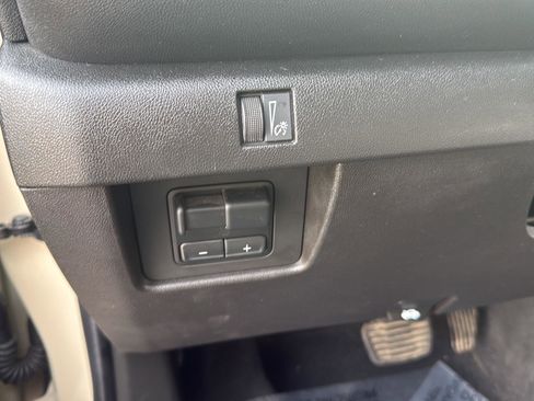 Used 2024 Chevrolet Colorado Trail Boss w/ Advanced Trailering Package image 25