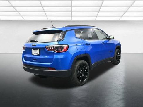New 2026 Jeep Compass Latitude image 8