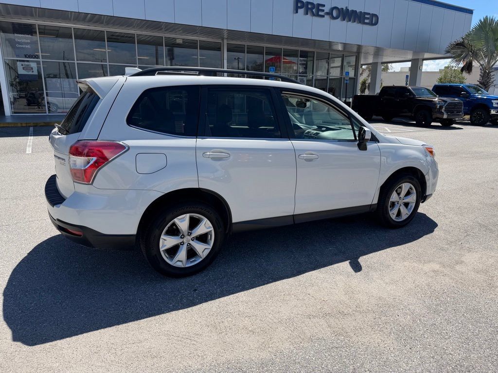 Used 2016 Subaru Forester 2.5i Limited AWD/4WD image 3