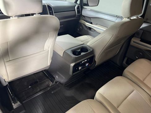 Used 2018 Ford Expedition Max XLT image 32