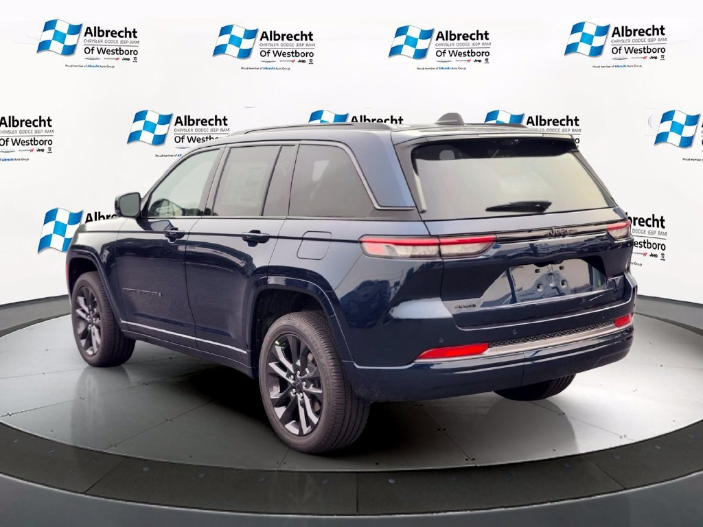 New 2026 Jeep Grand Cherokee Limited AWD/4WD image 3