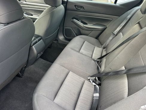 Used 2023 Nissan Altima 2.5 SV image 13