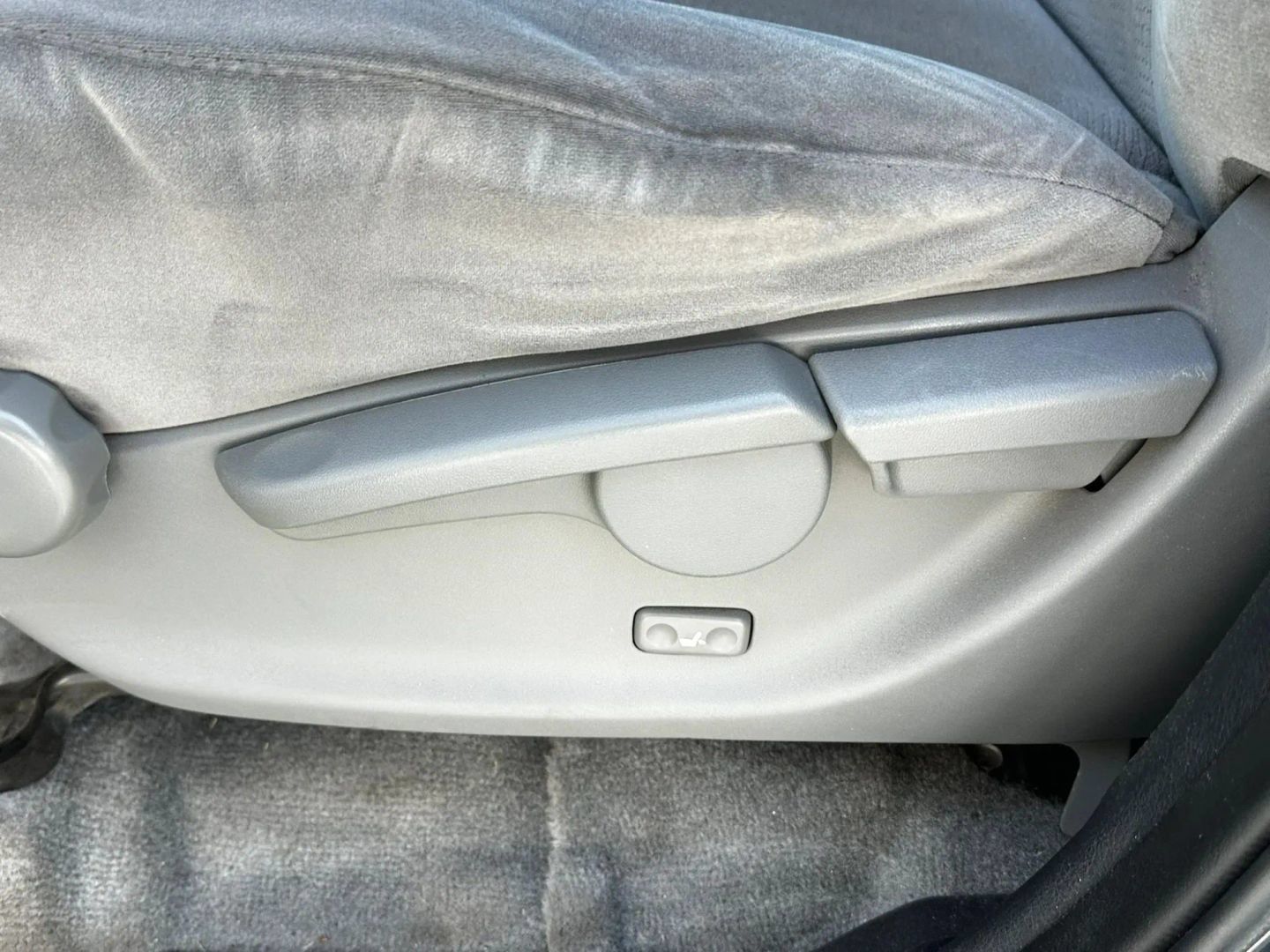 Used 2008 Toyota Sequoia SR5 RWD image 12