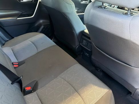 Certified 2025 Toyota RAV4 XLE AWD/4WD image 19
