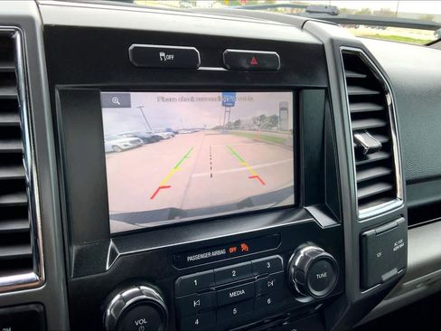 Used 2015 Ford F150 XLT w/ Equipment Group 302A Luxury image 26