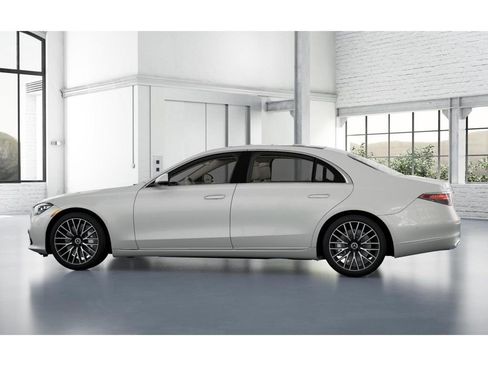 Certified 2022 Mercedes-Benz S 500 4MATIC image 33