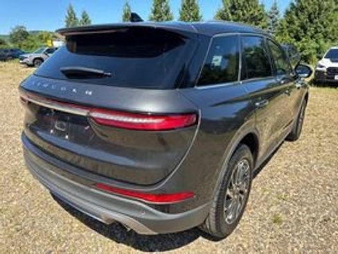 Used 2020 Lincoln Corsair AWD w/ Equipment Group 101A image 2