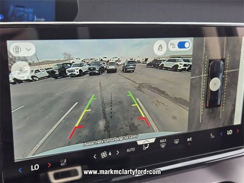 New 2026 Ford Expedition Active image 16